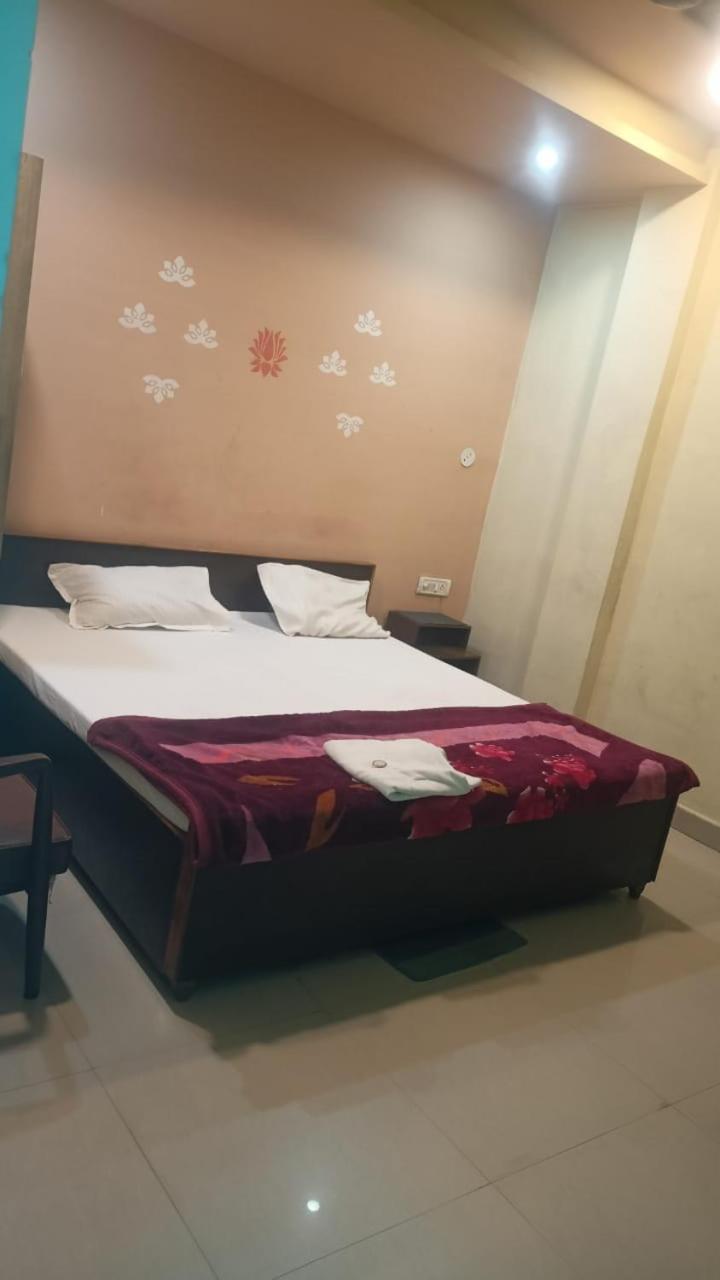 Hotel Shyam Utsav Mirzāpur Exterior foto