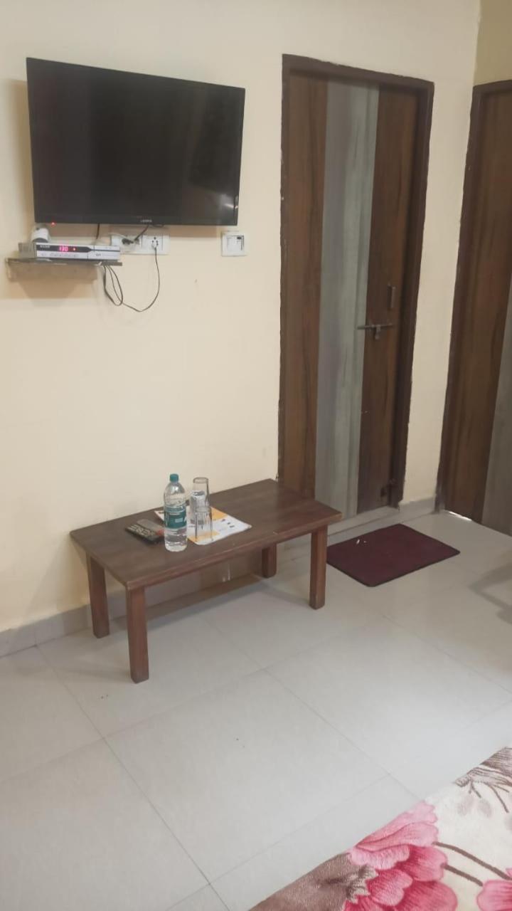 Hotel Shyam Utsav Mirzāpur Exterior foto